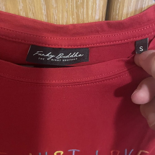 Funky Buddha red short-sleeve t-shirt used