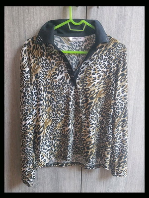 Women's blouse with leopard print like new, size M/L