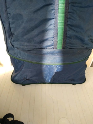 Travel sacks used, set of 2 with wheels and double bottom