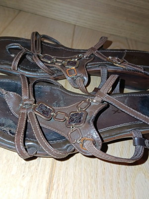 Geox sandals size 39 brown used