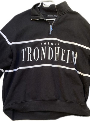 Bershka sweater size S black