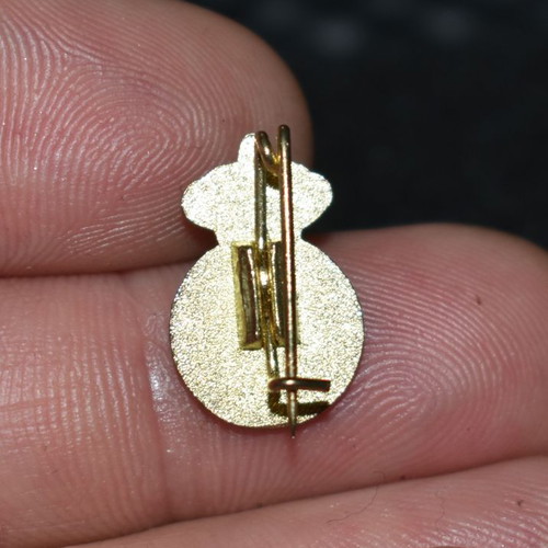 Vintage Real Madrid pin used