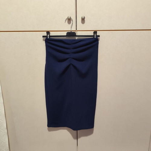 Blue pencil skirt like new, size S-M