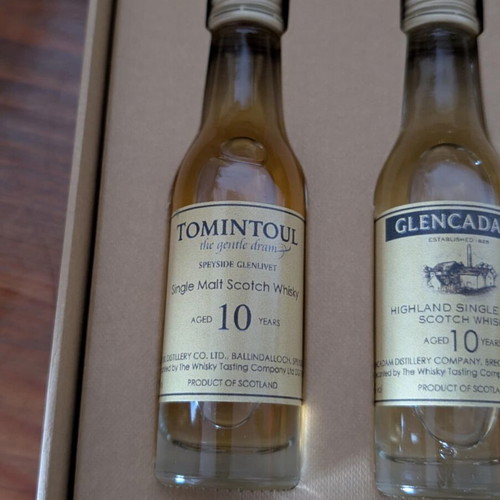Whiskey miniature collectible gift set new