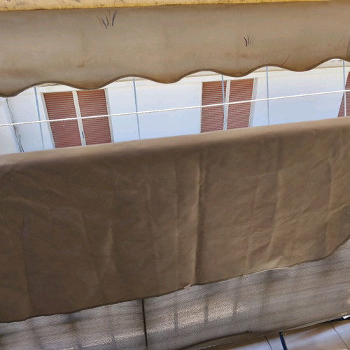 Car sunshade like new