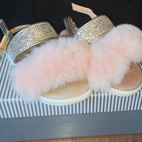Mix Mind sandals like new with fur size 23