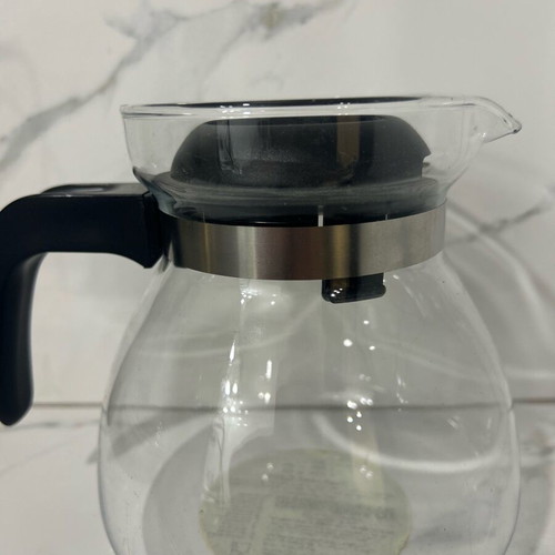 Heat-resistant jug with lid new, 1.25 L, Germany