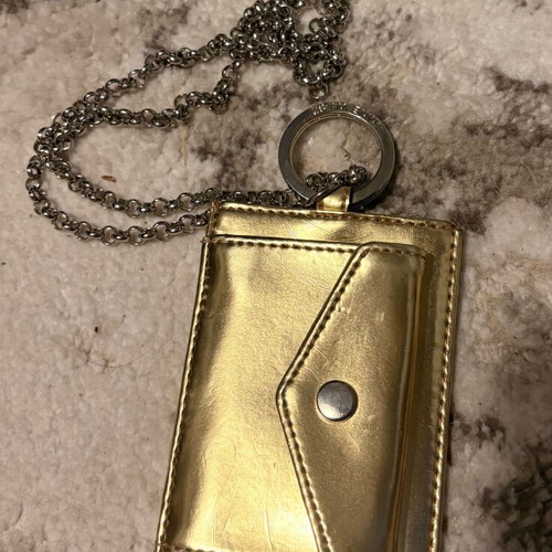 Nine West Exclusive Gold Card Holder like new with chain
