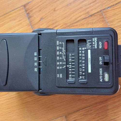 Vivitar 728 Zoom Camera Flash for Canon like new