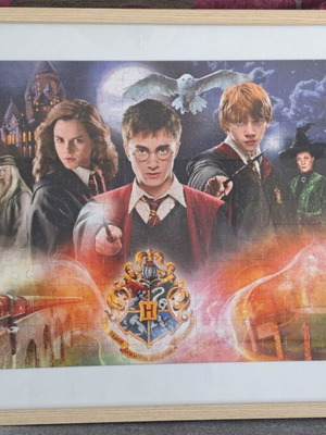 Harry Potter puzzle frame like new