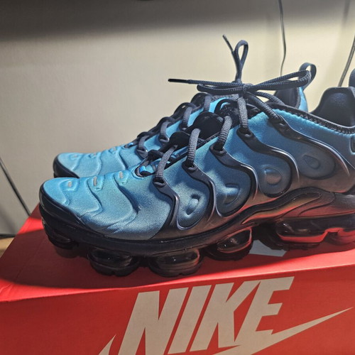 Nike Vapormax Plus blue like new