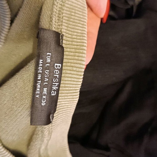 Bershka sweatshirt used, size L