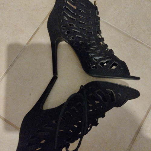 Suede evening sandals size 39 black like new