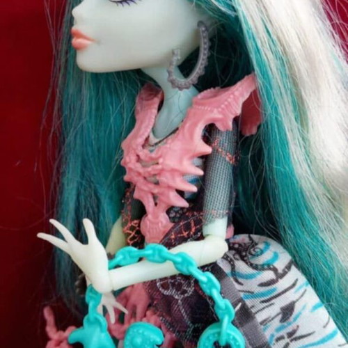 Κούκλα Monster High Vandala Doubloons σαν καινούργια από τη σειρά Haunted