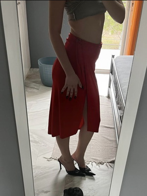 Midi summer skirt like new, red, fits XS-M