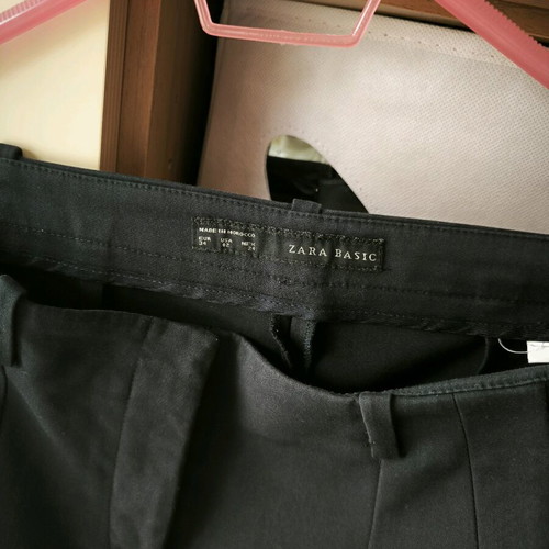 Zara pants with pink woman striped top, like new