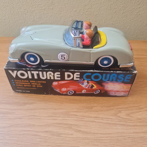 MF763 First Colour Edition Racer with 2 Drivers, Like New
