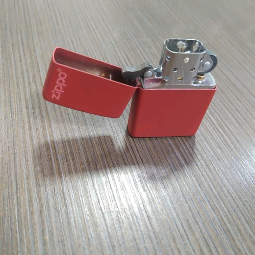 Zippo red lighter new with case and gift stones