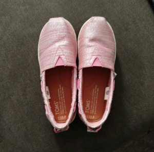 toms εσπαντριγιες κορίτσι