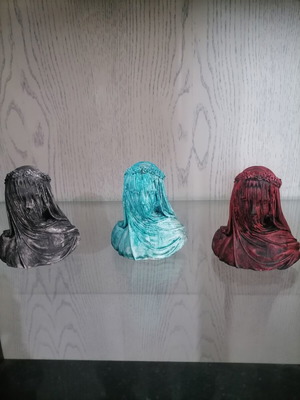 Sculptures set of 3 new, made of plaster and acrylics