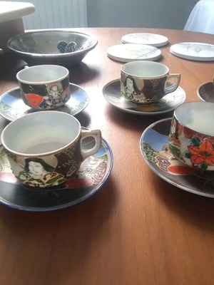 Antique cups used with imperfections, porcelain