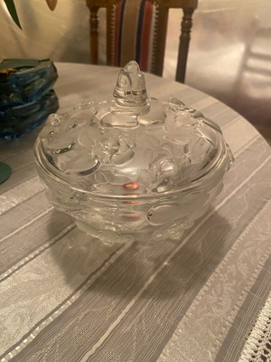 Walther Glas glass fondue pot with lid like new, carved roses