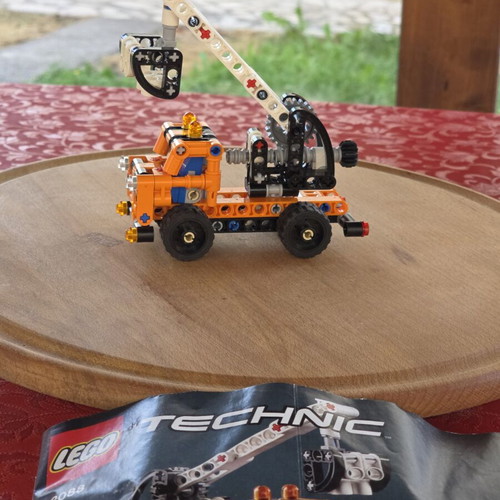 LEGO Technic Cherry Picker 42031 used set with 155 pieces