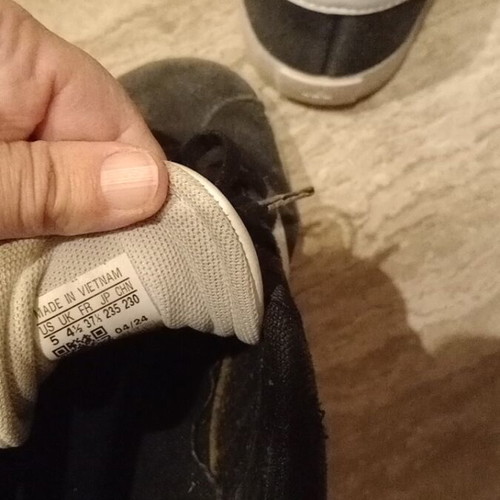 Adidas sports shoes used no. 37.5 black unisex