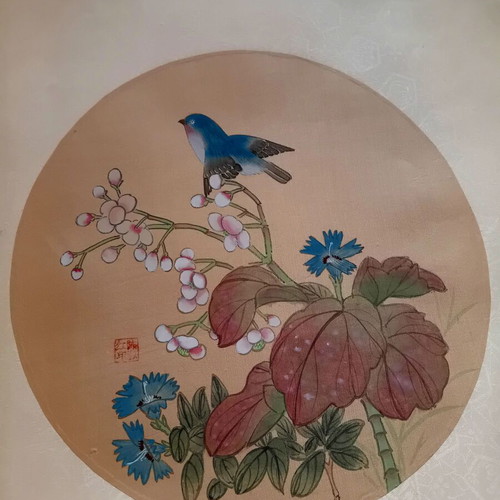 Authentic Chinese painting on silk like new