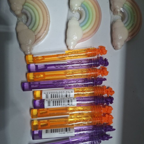Bubble Sets and Scented Soaps new, pack of 13