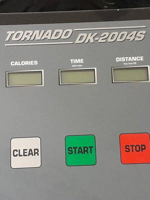 Tornado DK-2004S used