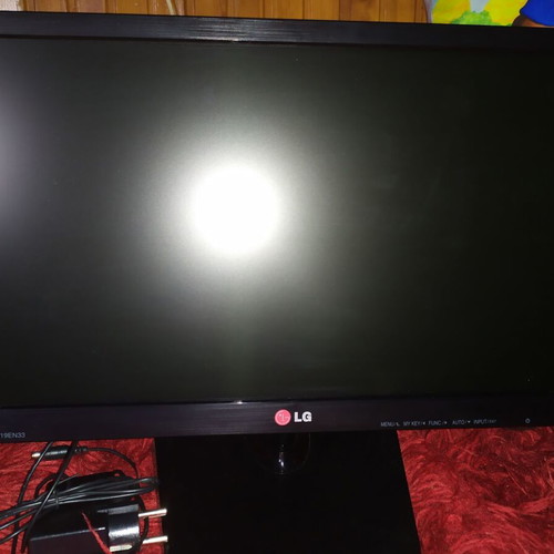 Οθόνη LG 19" EN33 σαν καινούργιο