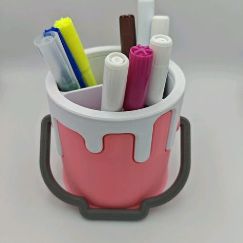 Pencil holder new bucket-shaped made with 3d printer from esun pla+ material