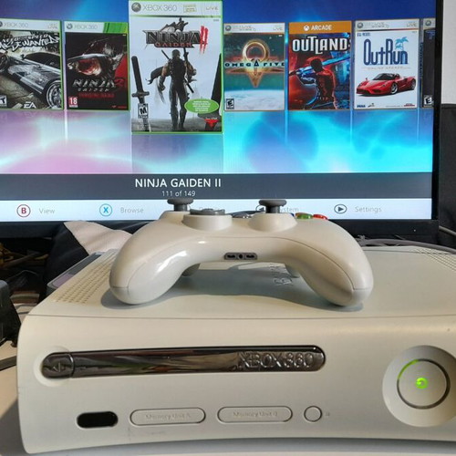 Xbox 360 Original 320GB softmodded console with many games and emulators