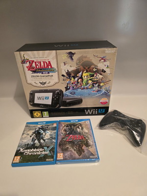 Nintendo Wii U Zelda Edition console like new with Pro Controller and sealed Zelda game