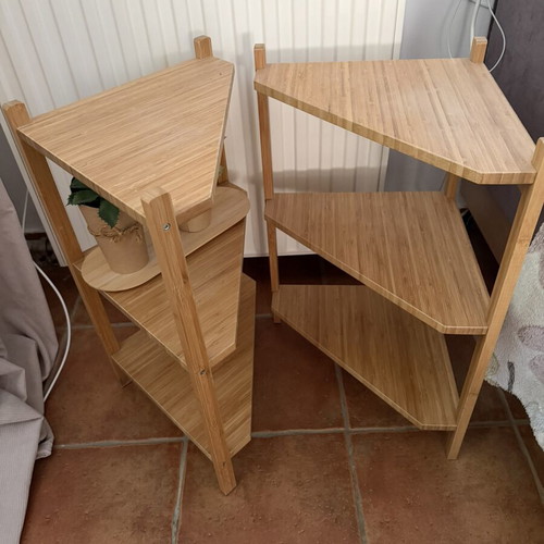 Corner wooden shelf like new, set of 2 pieces