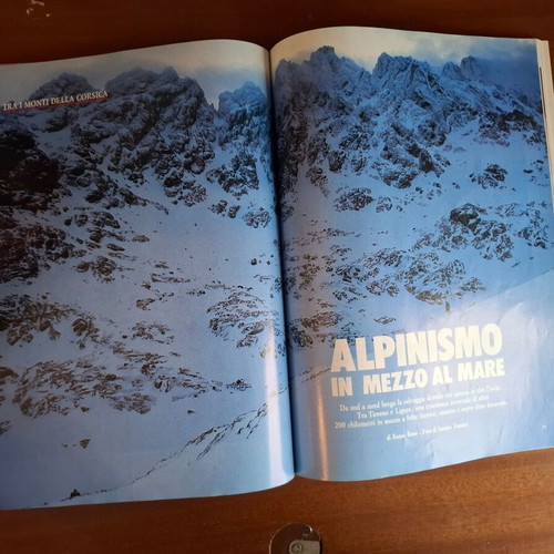 Atlante Italian Geographic Magazine used, December 1987 edition