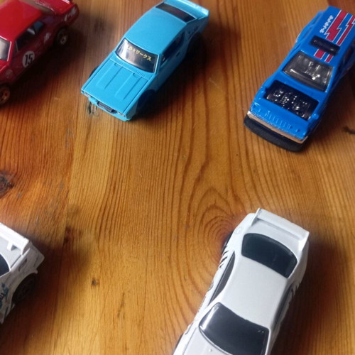 Nissan Hot Wheels set like new