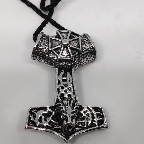 Mjolnir Thor's Hammer Pendant with Scandinavian Motifs and Lion, like new