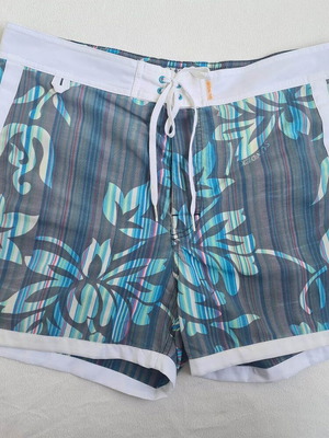 Sundek men's swim shorts size 34 / L, surf beach