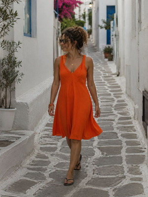 Rouge Paris Midi Dress like new, orange, twist-back design