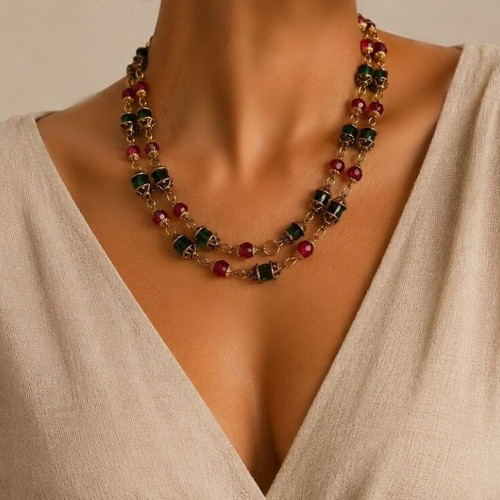 Vintage long necklace with glass beads, adjustable clasp