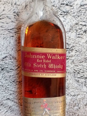Johnnie Walker Red Label стара бутилка 1950–60-те нова