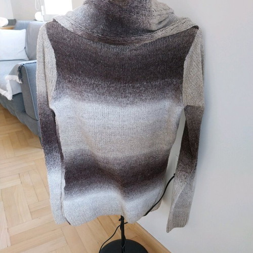 Woolen thin sweater used, size S, beige brown