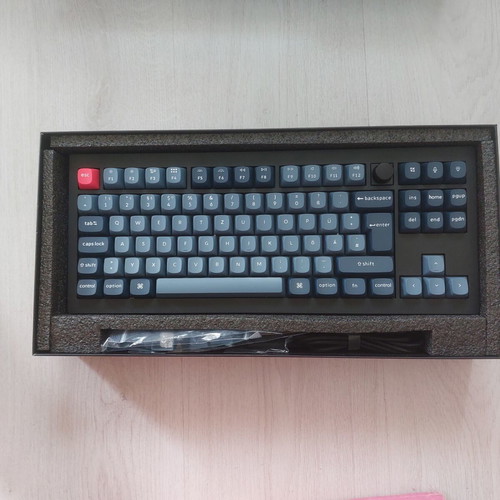 Keychron V3 Max Wireless Mechanical Keyboard new