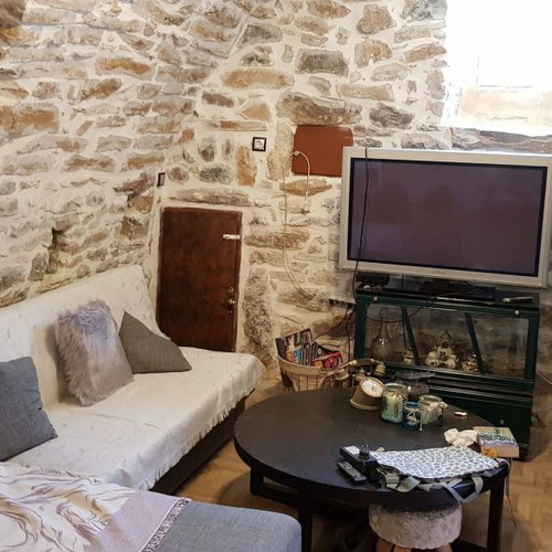 Traditional renovated detached house 2023, 71 sqm, furnished, East Mani