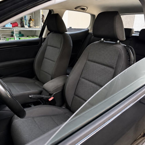 Volkswagen Golf TSi 2010, black, manual, 1390cc petrol