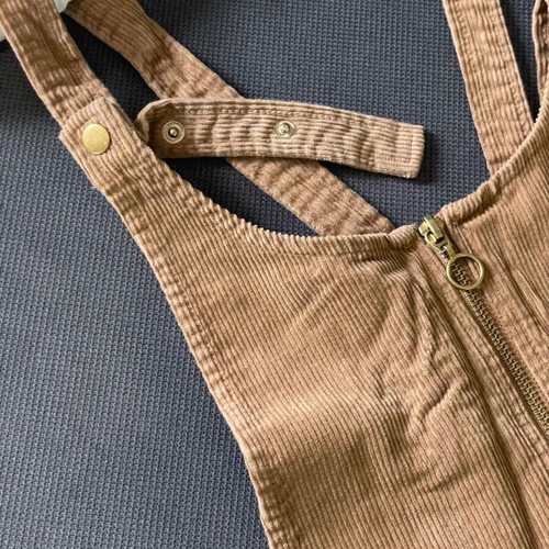 Corduroy salopette Stradivarius size M like new brown