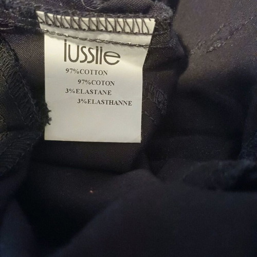 Lussile pants like new, size 44, black capri with buttons