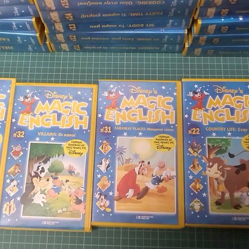 Deagostini Magic English Disney VHS collection 1-32 like new